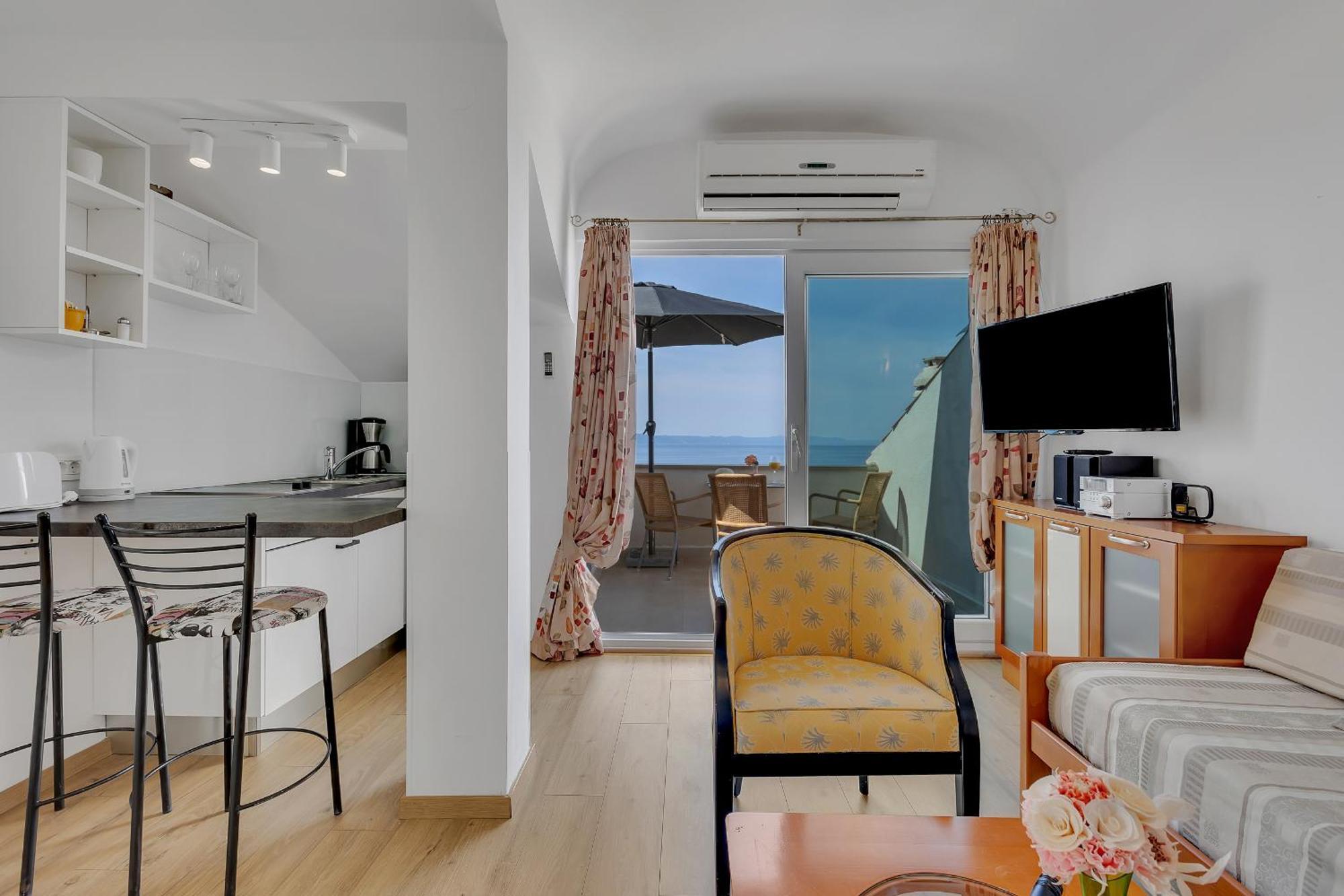 Grand View Apartments Драшнице Экстерьер фото