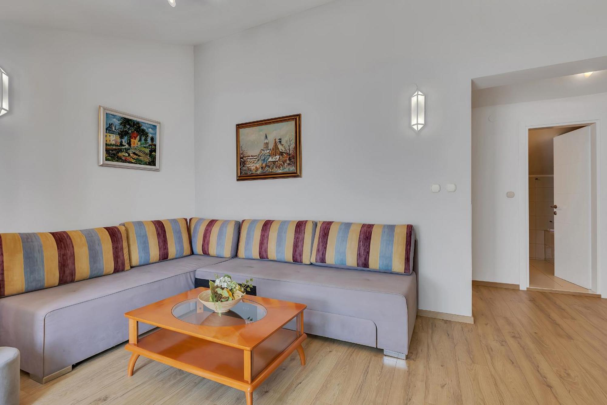 Grand View Apartments Драшнице Экстерьер фото