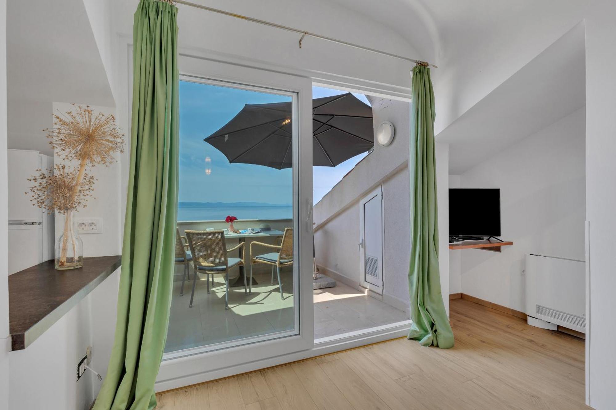 Grand View Apartments Драшнице Экстерьер фото