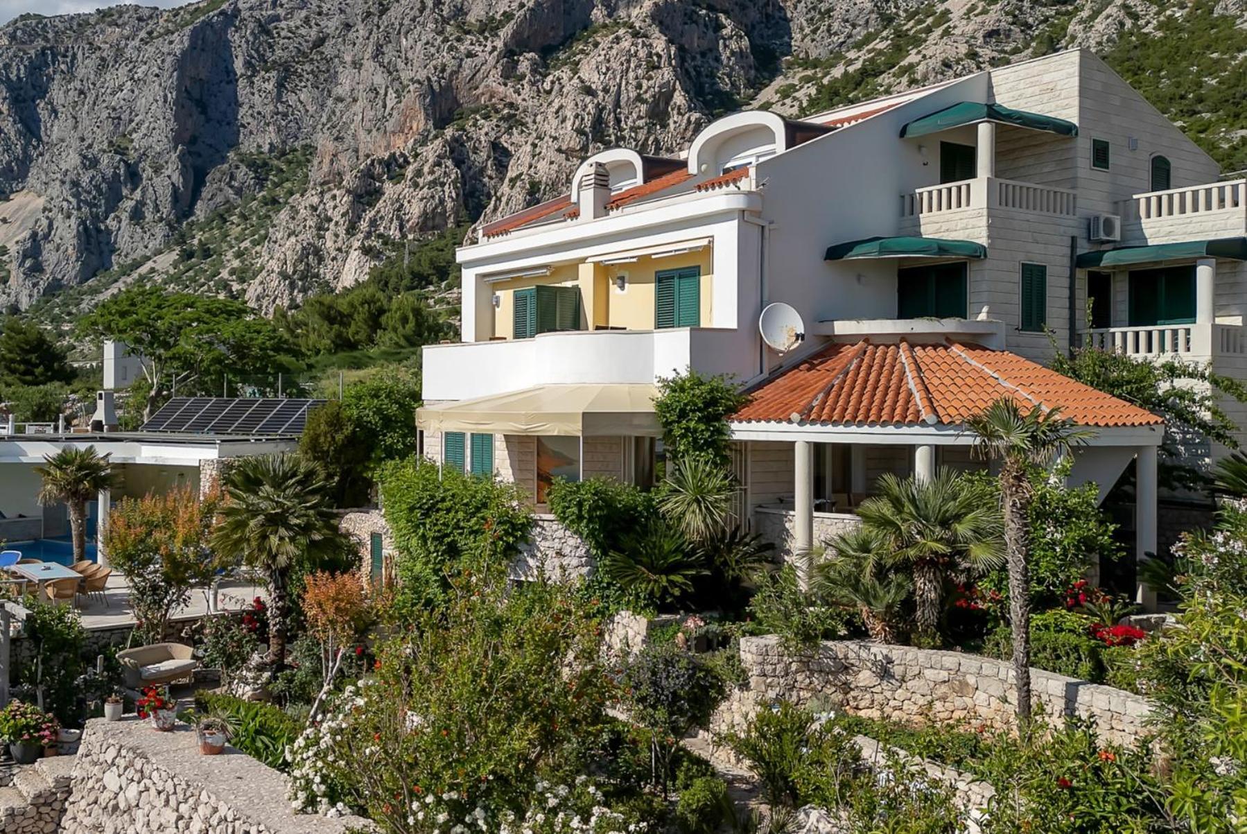 Grand View Apartments Драшнице Экстерьер фото